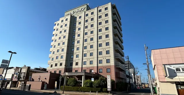 ホテルルートイン三沢の外観