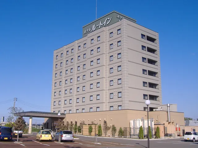 ホテルルートイン長岡インターの外観