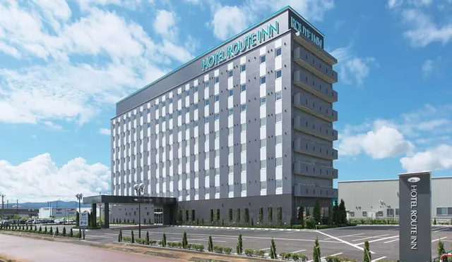 ホテルルートイン見附-中之島見附インター-の外観