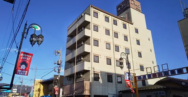 ホテルルートインコート上野原の外観
